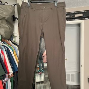 Men’s Lululemon commission pants